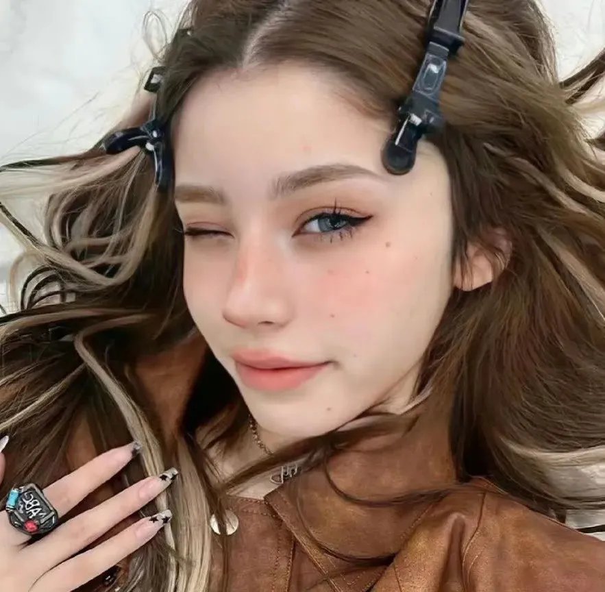 尖东毒玫瑰